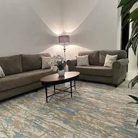 شقق فاخرة خلف فندق مدينة السحاب Al Bahah Exterior photo