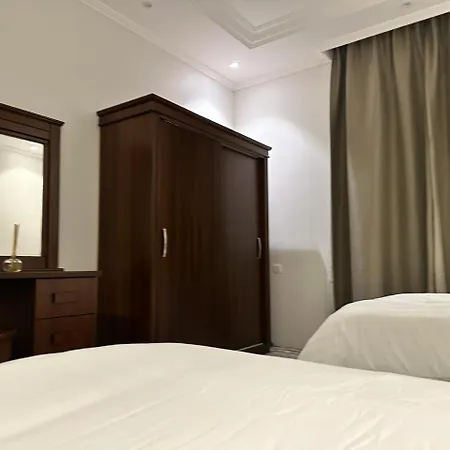 شقق فاخرة خلف فندق مدينة السحاب Al Bahah Exterior photo