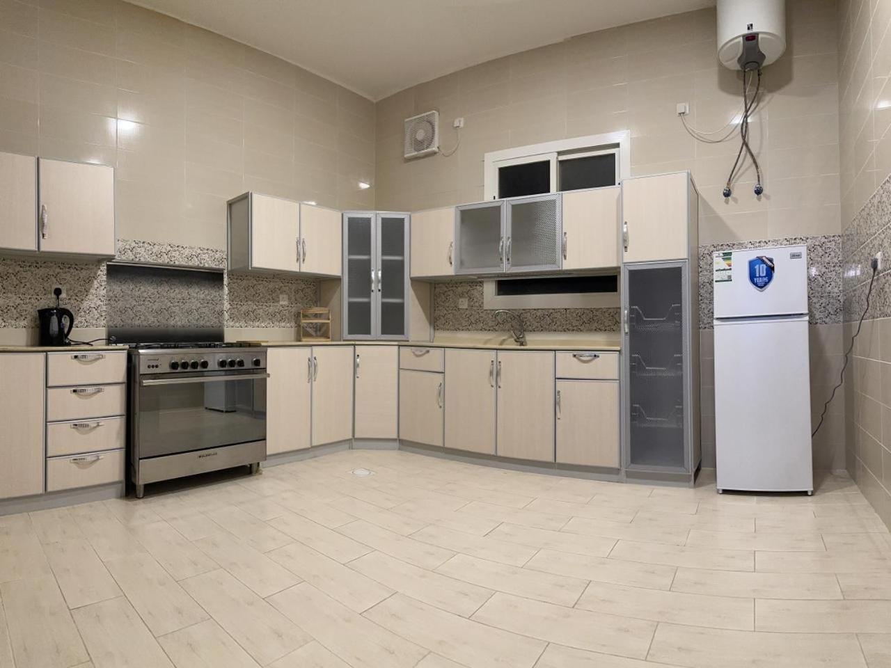 Apartment فاخرة خلف مدينة السحاب *