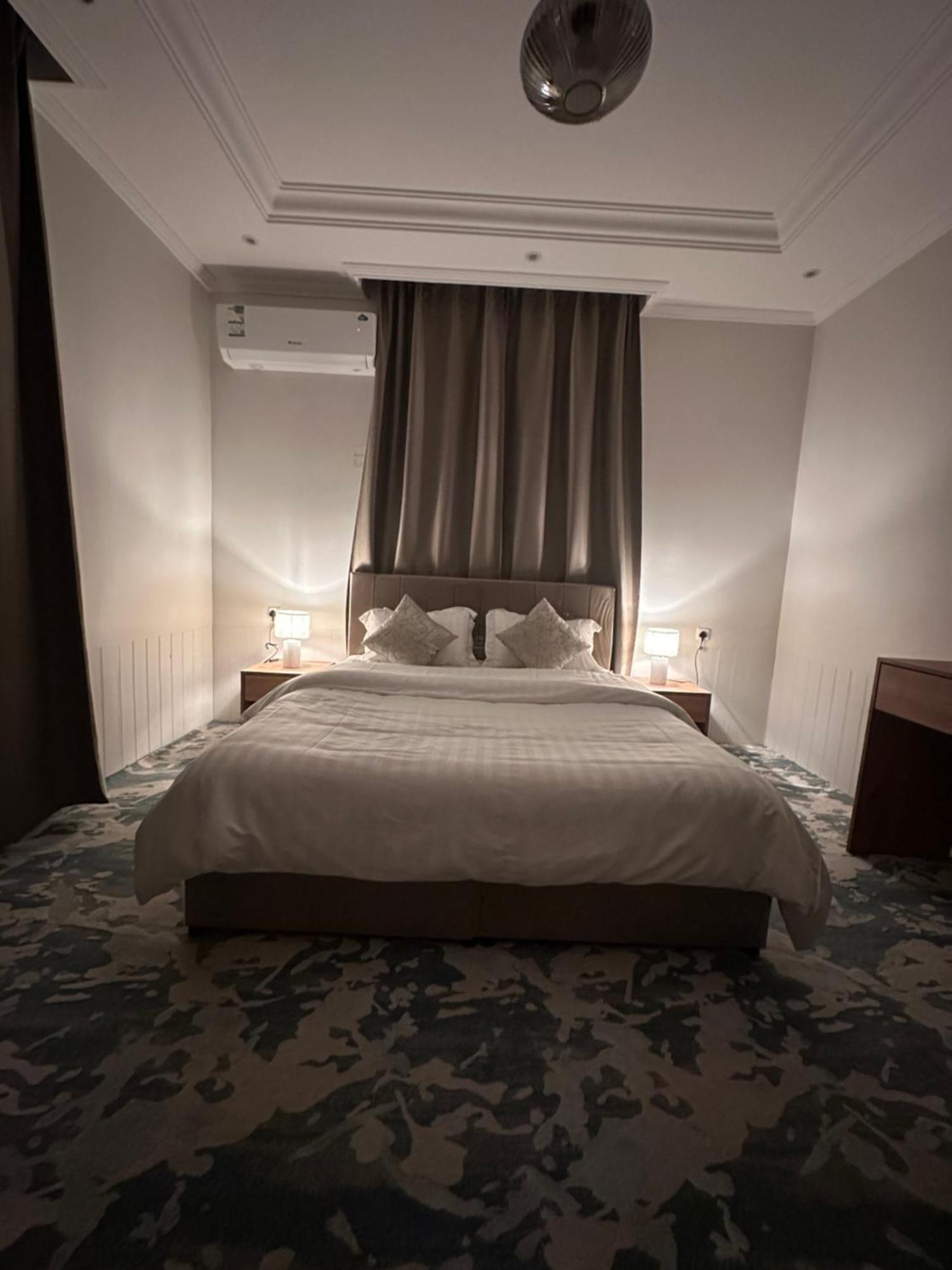 فاخرة خلف مدينة السحاب Apartment *